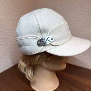 Stormy Kromer Ida Cap Hat 6 5/8 Ivory w/ Metal Hardware Wool Blend USA Made